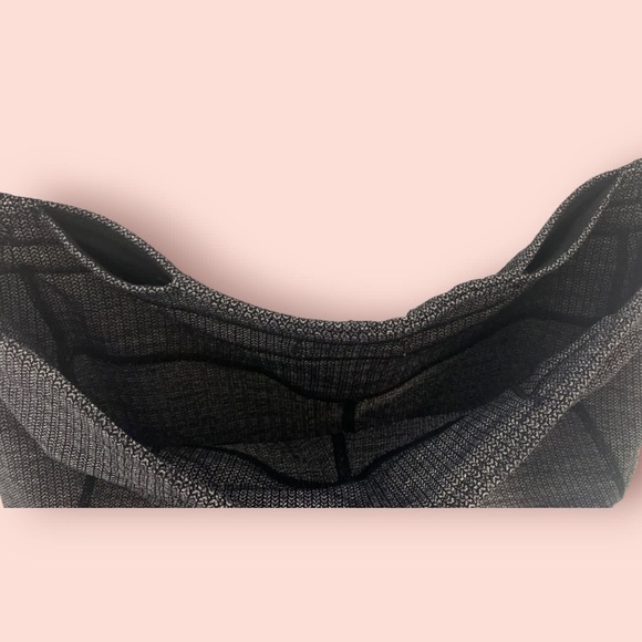 Lululemon Speed Up  Tight 28” Full On Luxtreme, Size 10 - Picture 7 of 9